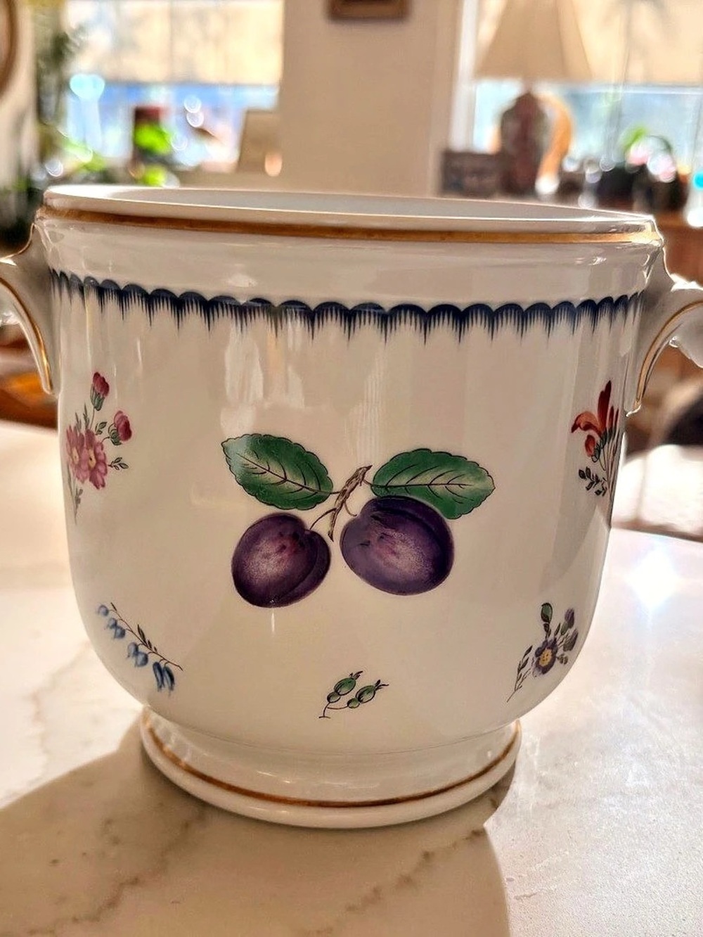 Richard Ginori Italian Porcelain Fruit Motif Cachepot